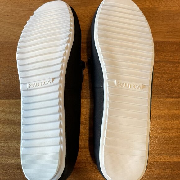NIB, Nautica Women's size 9 Black Sommerland Casual Slip-on Loafers Chain Detail - Picture 3 of 11